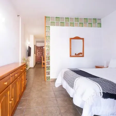 Studio With Swimming Pool And Balcony Apartamento *